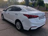 Hyundai Accent 2018 года за 7 500 000 тг. в Астана – фото 3