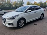 Hyundai Accent 2018 года за 7 300 000 тг. в Астана – фото 2