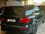 Mercedes-Benz GL 63 AMG 2015 года за 22 500 000 тг. в Шымкент – фото 4