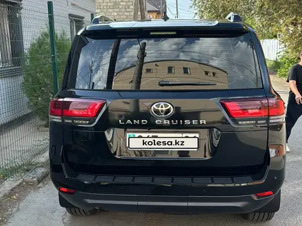 Toyota Land Cruiser 2022 года за 48 000 000 тг. в Атырау – фото 2