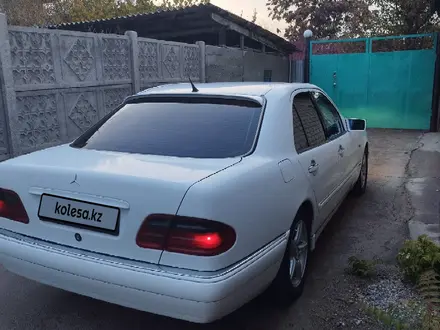 Mercedes-Benz E 280 1996 года за 2 000 000 тг. в Алматы – фото 5