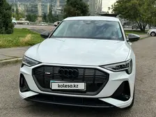 Audi e-tron, 2021
