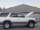 Toyota Hilux Surf 2001 годаfor6 000 000 тг. в Актобе
