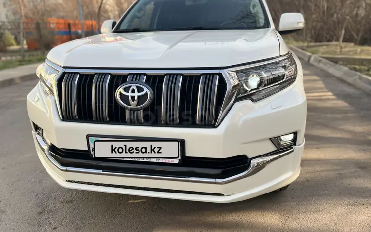 Toyota Land Cruiser Prado 2019 года за 23 400 000 тг. в Алматы