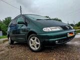 Volkswagen Sharan 1998 года за 2 350 000 тг. в Актобе