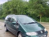 Volkswagen Sharan 1998 года за 2 350 000 тг. в Актобе – фото 4