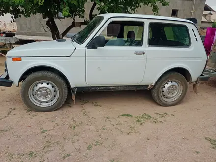 ВАЗ (Lada) Lada 2121 2013 года за 2 600 000 тг. в Сарыагаш – фото 3