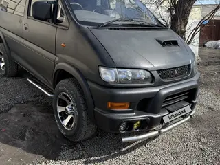 Mitsubishi Delica
