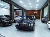 Mercedes-Benz E 320 2001 годаfor3 500 000 тг. в Кызылорда