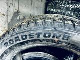 Шины Roadstone шипы 225/55/18 каждая за 49 990 тг. в Астана – фото 2