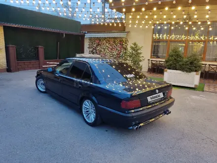 BMW 740 1995 года за 3 600 000 тг. в Алматы – фото 4