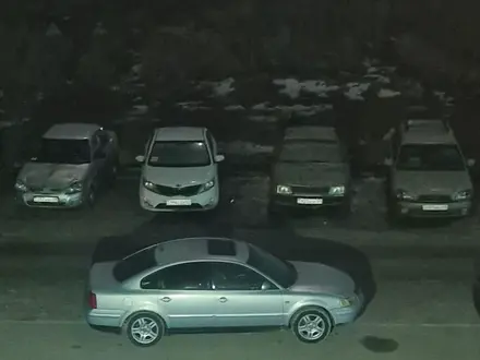 Volkswagen Passat 1998 года за 1 500 000 тг. в Алматы – фото 3