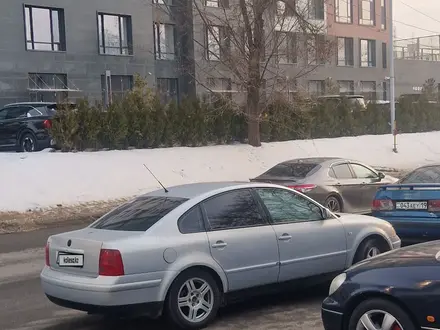 Volkswagen Passat 1998 года за 1 500 000 тг. в Алматы – фото 4