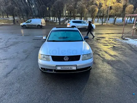 Volkswagen Passat 1998 года за 1 500 000 тг. в Алматы – фото 5