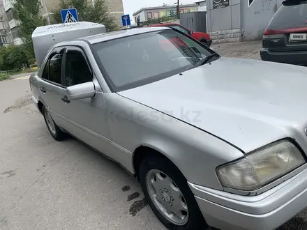 Mercedes-Benz C 200 1994 года за 1 550 000 тг. в Астана – фото 7