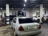 Mercedes-Benz C 200 1994 года за 1 100 000 тг. в Астана