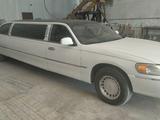 Lincoln Town Car 1998 годаүшін2 000 000 тг. в Актобе – фото 2