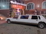 Lincoln Town Car 1997 годаүшін2 000 000 тг. в Актобе – фото 2