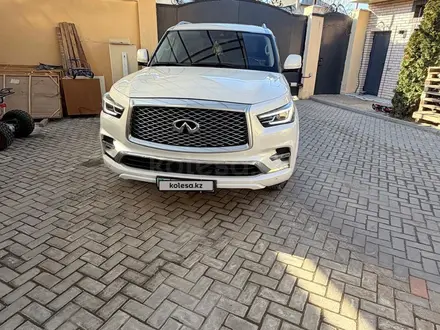 Infiniti QX80 2022 года за 29 000 000 тг. в Алматы – фото 2