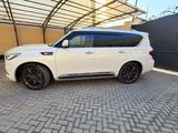 Infiniti QX80 2022 годаүшін32 000 000 тг. в Алматы – фото 4