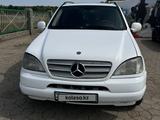 Mercedes-Benz ML 320 2001 года за 5 000 000 тг. в Петропавловск – фото 2