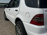 Mercedes-Benz ML 320 2001 года за 5 000 000 тг. в Петропавловск – фото 5