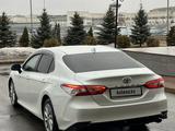 Toyota Camry 2021 года за 15 200 000 тг. в Талдыкорган – фото 3