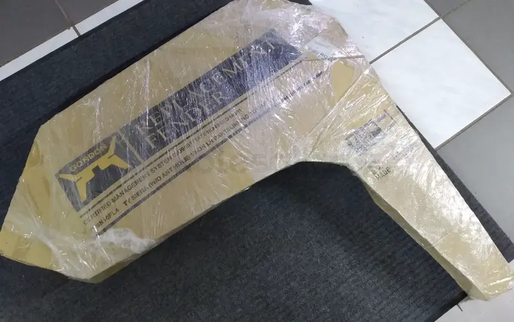 Левое крыло на Тойоту сиенну 3 за 55 000 тг. в Астана