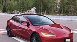 Tesla Model 3 2024 года за 15 500 000 тг. в Алматы