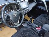 Toyota RAV4 2013 года за 9 600 000 тг. в Актобе – фото 5