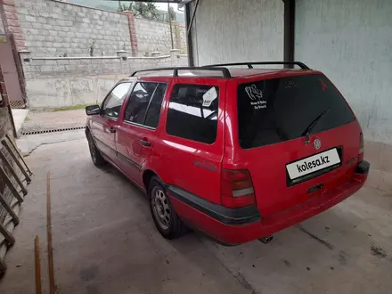 Volkswagen Passat 1995 года за 1 800 000 тг. в Алматы – фото 10