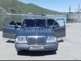 Mercedes-Benz E 320 1993 годаүшін1 500 000 тг. в Усть-Каменогорск – фото 3