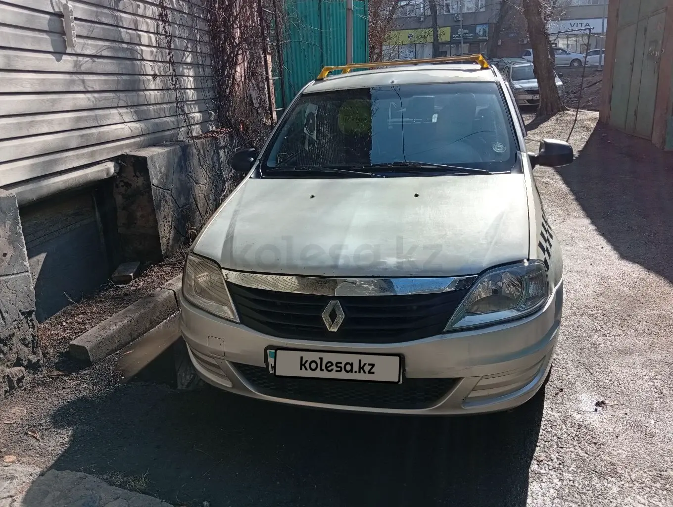 Renault Logan, 2012