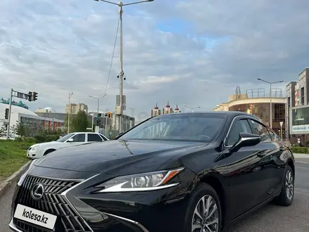 Lexus ES 250 2022 года за 24 000 000 тг. в Астана – фото 8