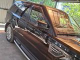 Land Rover Range Rover Sport 2010 года за 13 000 000 тг. в Семей – фото 2