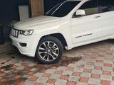 Jeep Grand Cherokee 2017 года за 21 000 000 тг. в Алматы – фото 4