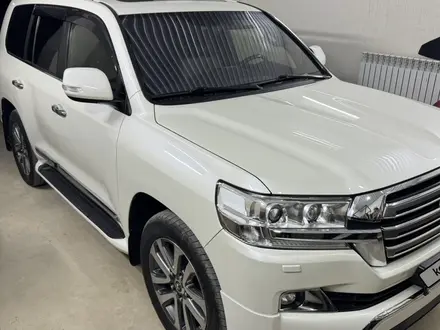 Toyota Land Cruiser 2017 года за 34 000 000 тг. в Актау