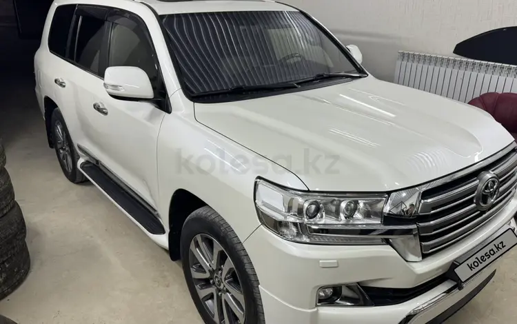 Toyota Land Cruiser 2017 года за 34 000 000 тг. в Актау