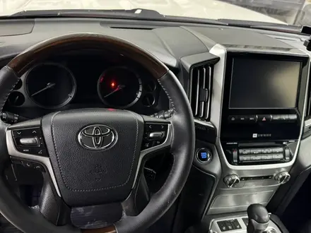 Toyota Land Cruiser 2017 года за 34 000 000 тг. в Актау – фото 6