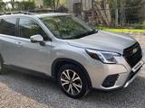 Subaru Forester 2022 года за 15 990 000 тг. в Алматы – фото 2