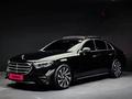 Mercedes-Benz E 300 2024 годаfor38 100 000 тг. в Астана