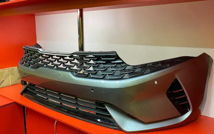 Бампер перед в сборе Kia K5 ORIGINAL за 150 000 тг. в Алматы