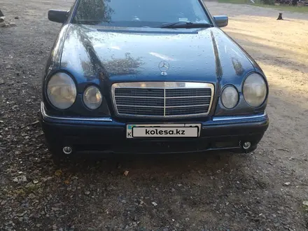 Mercedes-Benz E 230 1996 года за 2 250 000 тг. в Костанай – фото 3