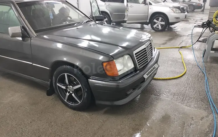 Mercedes-Benz E 220 1994 годаүшін2 000 000 тг. в Усть-Каменогорск