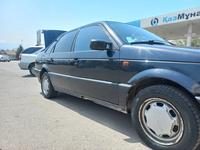 Volkswagen Passat 1992 годаfor1 000 100 тг. в Есик