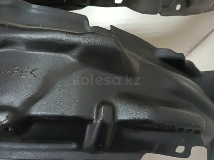 Подкрыльник передний Toyota 4Runner Hilux 98-02 за 7 000 тг. в Астана – фото 5