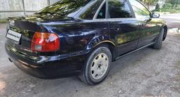 Audi A4 1997 года за 2 800 000 тг. в Алматы – фото 3