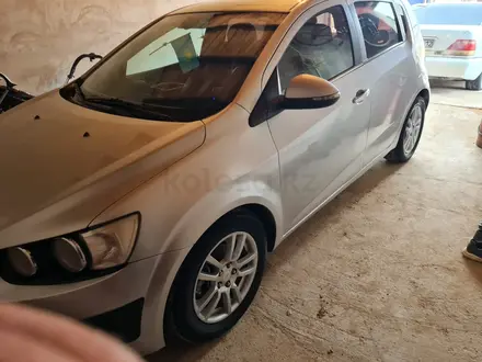 Chevrolet Aveo 2013 года за 3 600 000 тг. в Жанаозен – фото 3