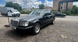 Mercedes-Benz E 230 1989 годаfor1 400 000 тг. в Караганда