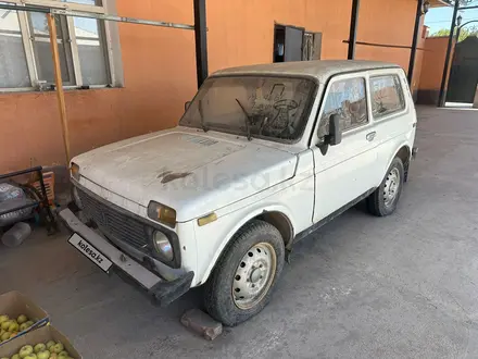 ВАЗ (Lada) Lada 2121 2000 года за 600 000 тг. в Шымкент – фото 2